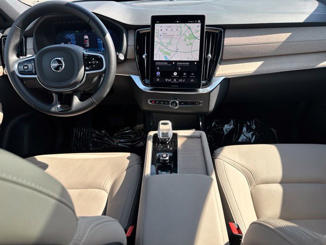Certified 2026 Volvo XC90 B6 Plus AWD/4WD image 17
