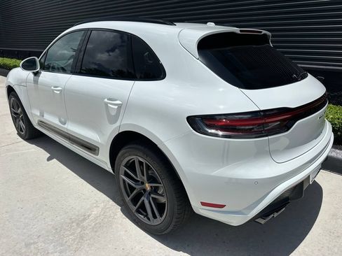 Used 2026 Porsche Macan AWD/4WD image 3