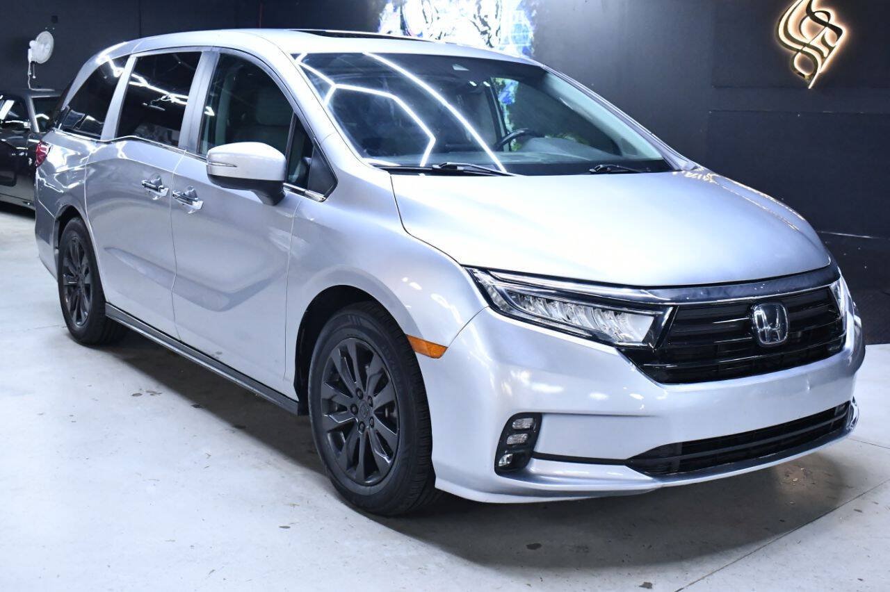 Used 2022 Honda Odyssey EX-L image 2