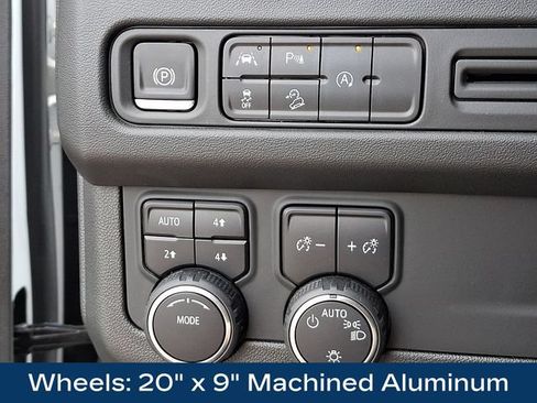 Used 2024 Chevrolet Tahoe Z71 AWD/4WD image 9
