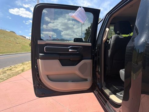 Used 2020 RAM 1500 Big Horn AWD/4WD image 21