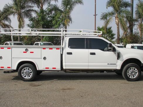Used 2018 Ford F350 XLT image 11