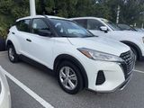 Used 2023 Nissan Kicks S image 2