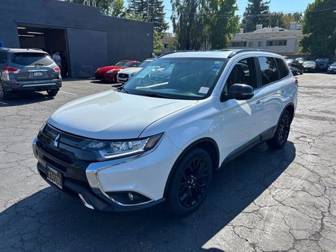 Used 2019 Mitsubishi Outlander LE FWD image 9
