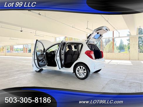 Used 2020 Chevrolet Spark LT FWD image 30
