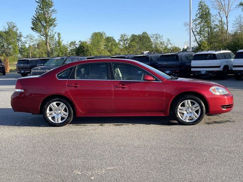 Used 2015 Chevrolet Impala LT w/ LT Sunroof Package FWD image 27