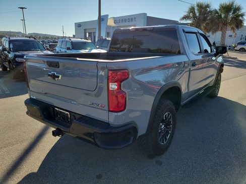 Used 2025 Chevrolet Silverado 1500 ZR2 w/ Technology Package image 5