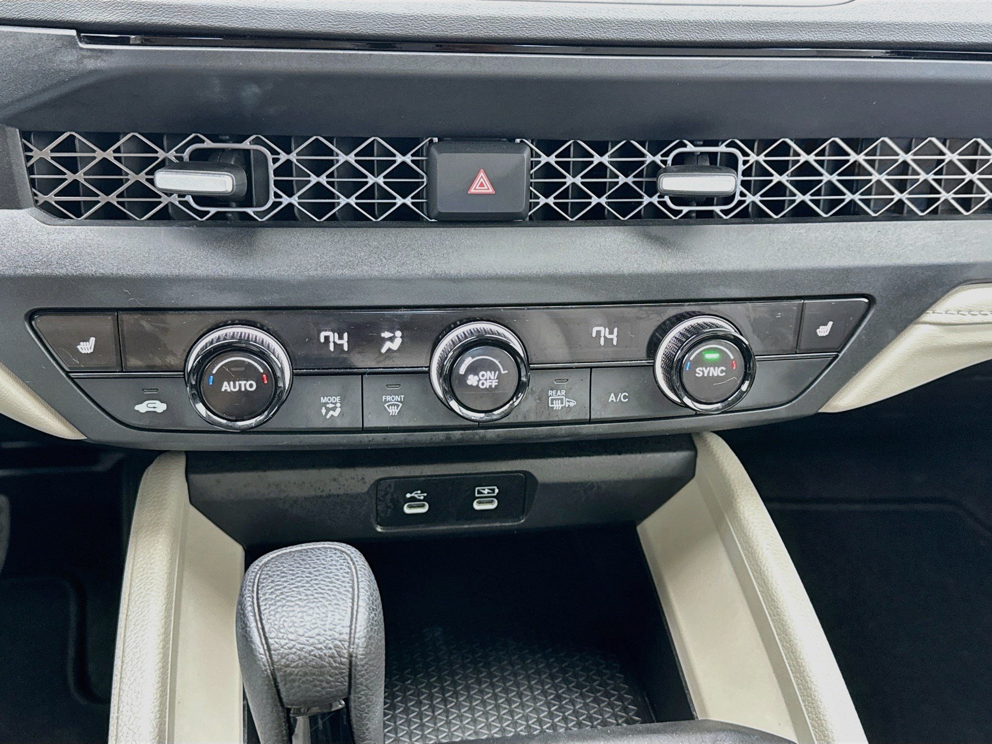 Used 2023 Honda Accord EX image 12
