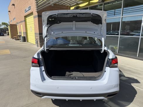 Used 2025 Nissan Versa SR w/ Trunk Package FWD image 33