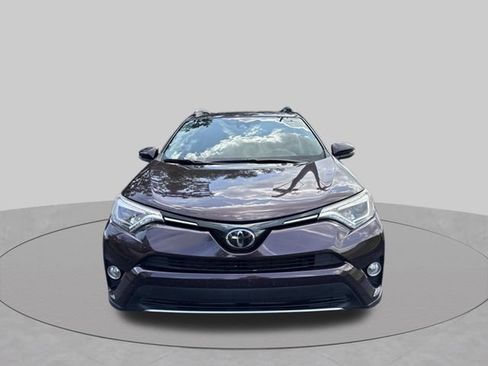 Used 2018 Toyota RAV4 Limited FWD image 12
