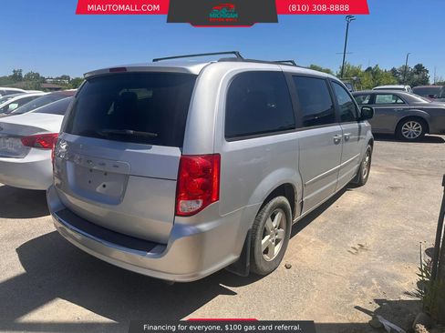 Used 2011 Dodge Grand Caravan Mainstreet w/ PWR Convenience Group FWD image 4