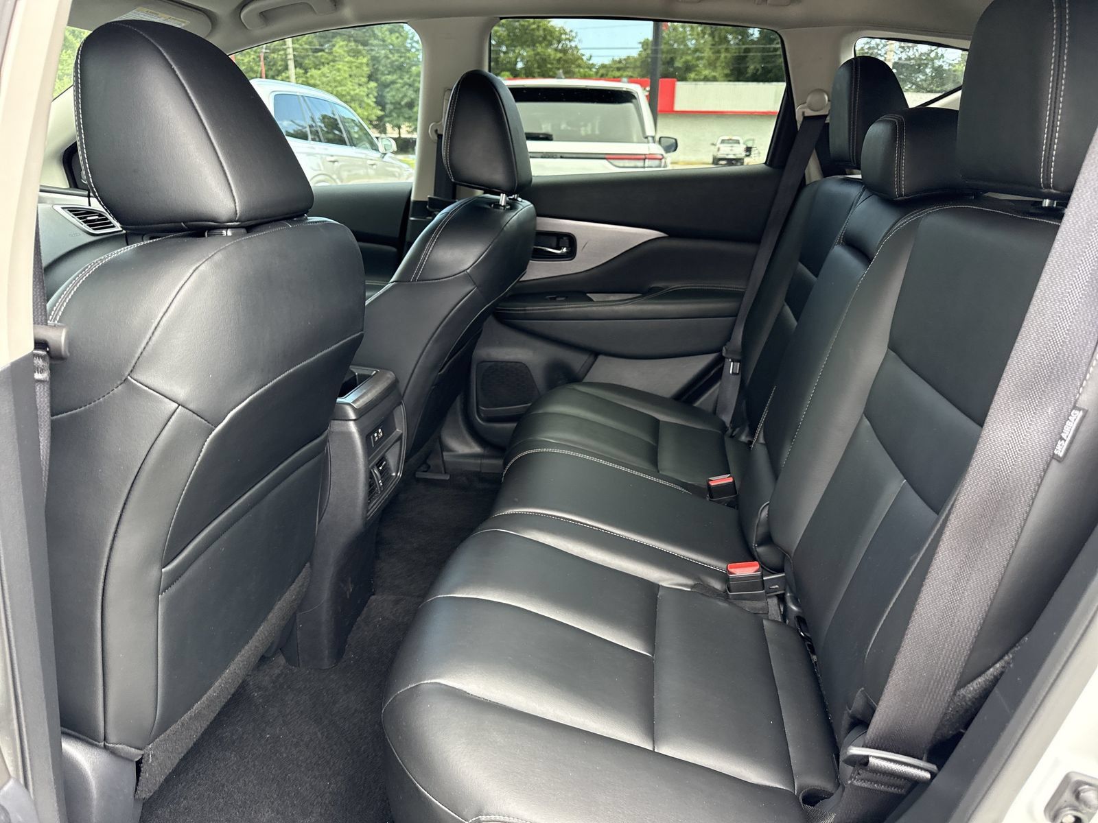 Used 2024 Nissan Murano SV w/ SV Midnight Edition Package FWD image 10
