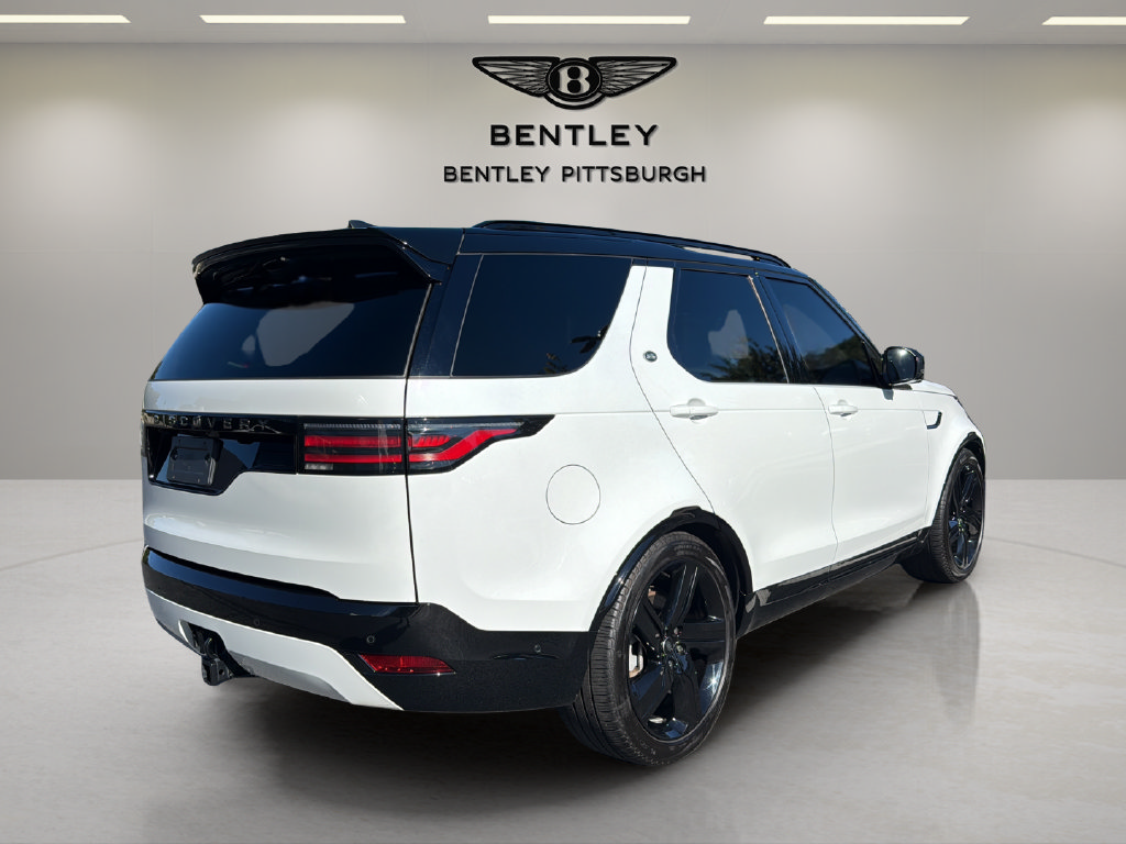 Used 2024 Land Rover Discovery Dynamic SE AWD/4WD image 5