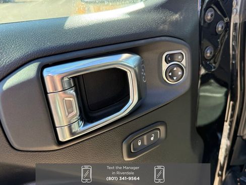 New 2025 Jeep Gladiator Sport image 14