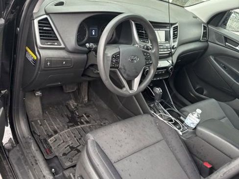 Used 2017 Hyundai Tucson SE image 14