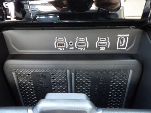New 2026 RAM 1500 Laramie AWD/4WD image 27