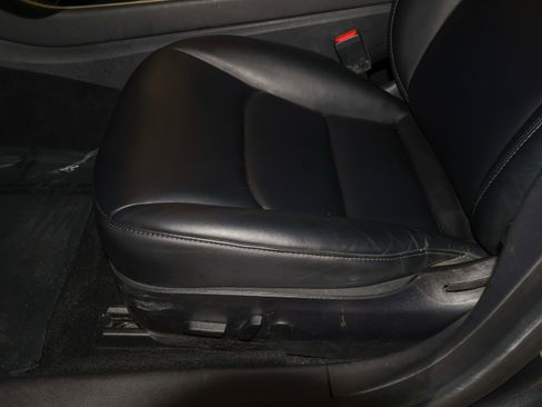 Used 2020 Tesla Model 3 Long Range image 17