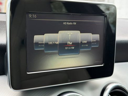 Used 2015 Mercedes-Benz CLA 250 image 16