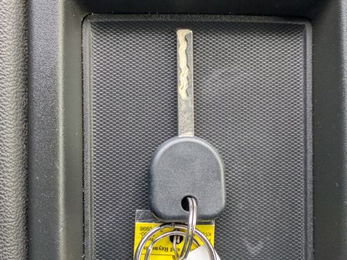 Used 2020 Chevrolet Silverado 1500 Custom w/ Custom Value Package image 25