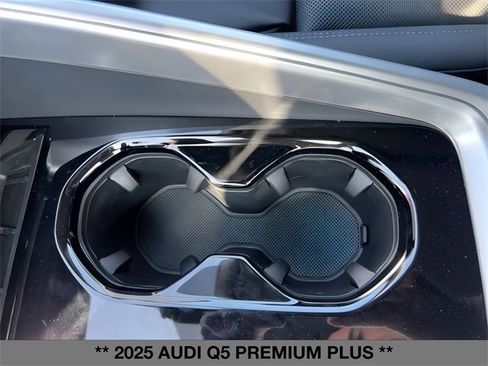 New 2025 Audi Q5 Premium Plus image 23