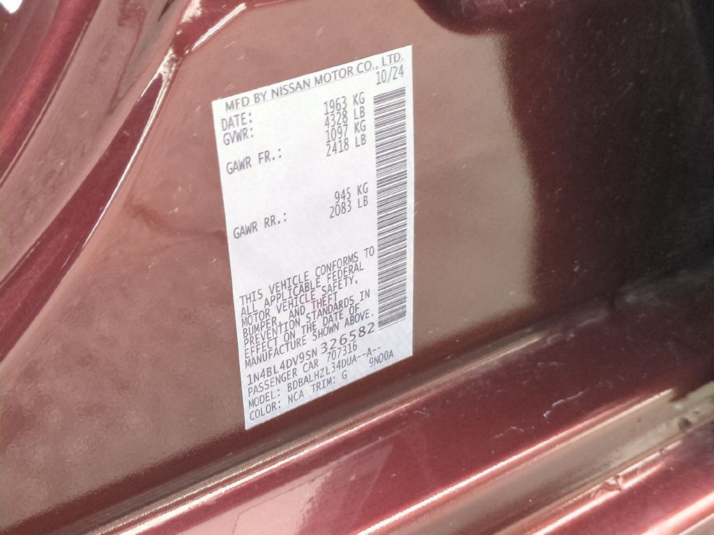 Used 2025 Nissan Altima 2.5 SV FWD image 33
