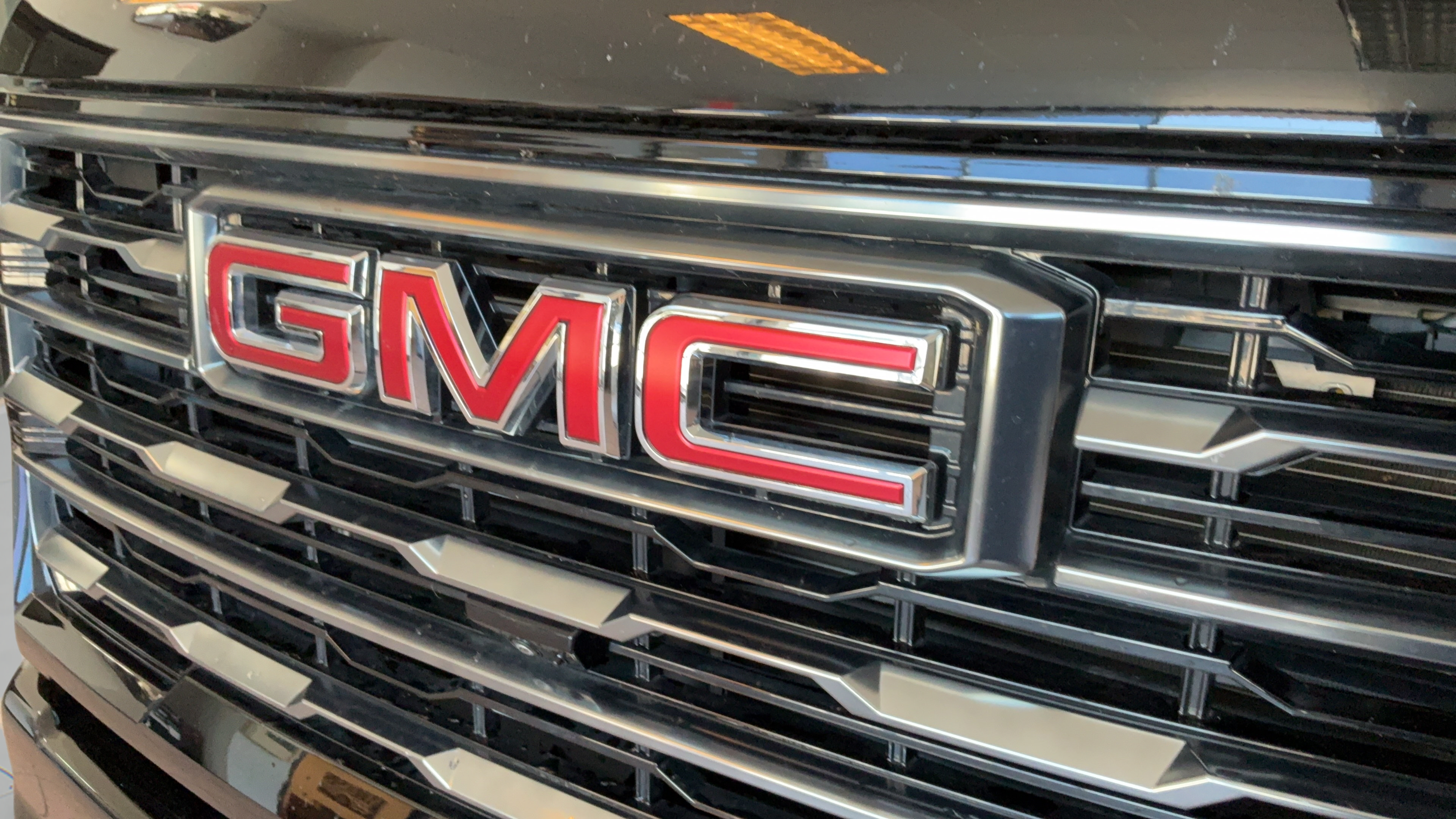 Used 2025 GMC Sierra 2500 AT4 w/ AT4 Premium Plus Package AWD/4WD image 70