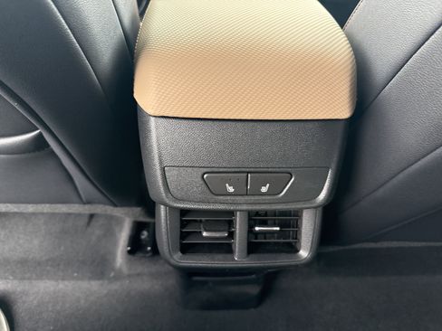 New 2026 Chevrolet Equinox ACTIV w/ Convenience Package III image 14