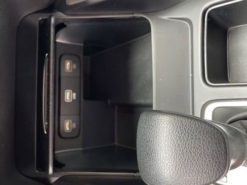 Certified 2023 Kia Sorento LX AWD/4WD image 13