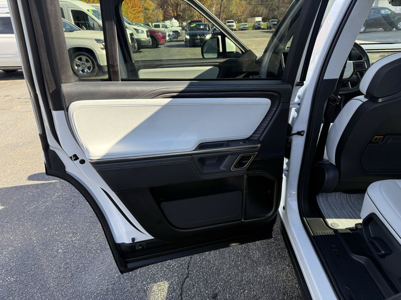 Used 2023 Rivian R1S Adventure Quad AWD/4WD image 34