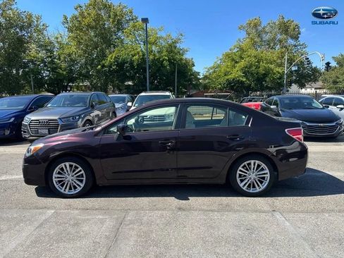 Used 2012 Subaru Impreza 2.0i Premium AWD/4WD image 4