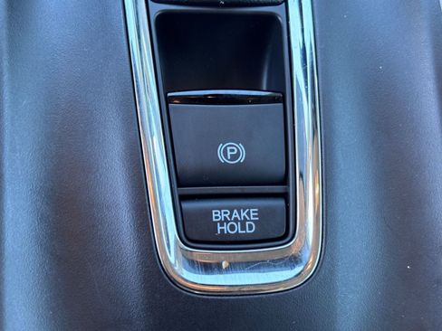 Certified 2022 Honda HR-V EX image 29
