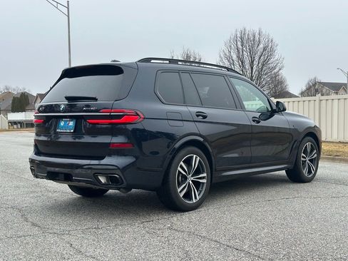 Certified 2024 BMW X7 xDrive40i w/ M Sport Package image 7
