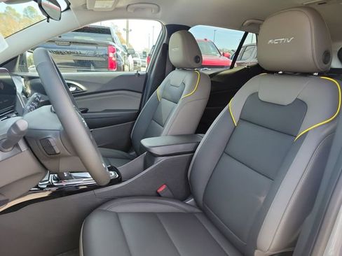 New 2026 Chevrolet Trax ACTIV w/ Driver Confidence Package image 16