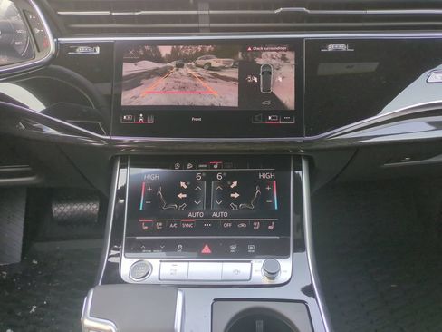 New 2026 Audi Q8 Premium Plus AWD/4WD image 32