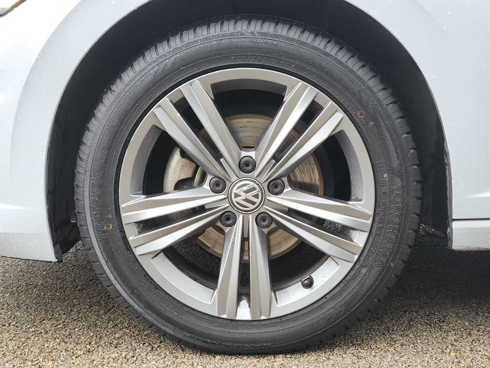 Used 2019 Volkswagen Jetta R-Line FWD image 9