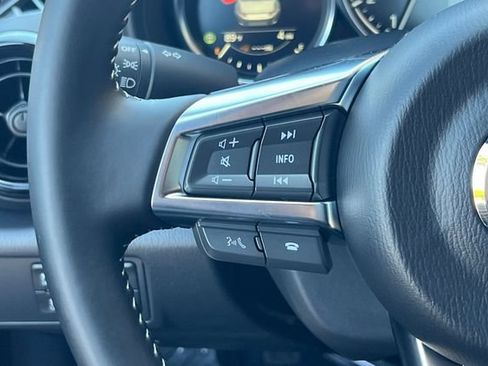 New 2026 MAZDA MX-5 Miata Club w/ Interior Package RWD image 25