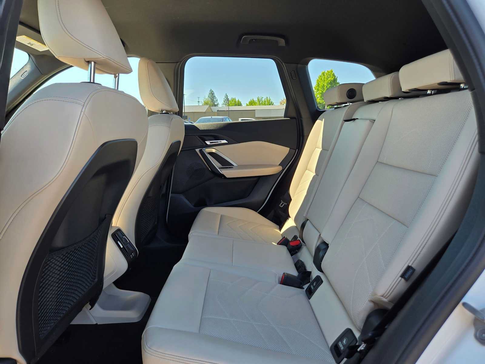 Used 2023 BMW X1 xDrive28i w/ Convenience Package AWD/4WD image 16