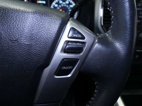 Used 2016 Nissan Titan PRO-4X image 33