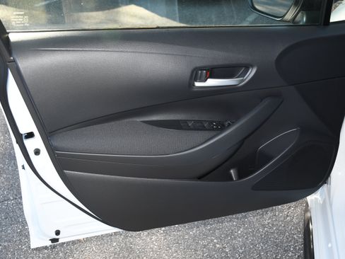 New 2026 Toyota Corolla SE image 5