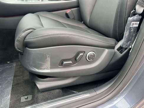 New 2026 Genesis GV70 2.5T Select AWD/4WD image 21