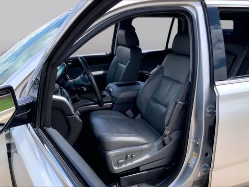 Used 2015 Chevrolet Tahoe LT RWD image 8
