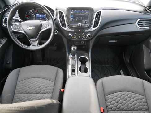 Used 2020 Chevrolet Equinox LT image 10