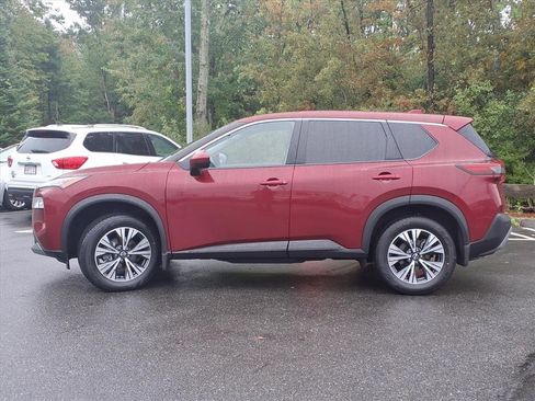 Used 2023 Nissan Rogue SV image 6