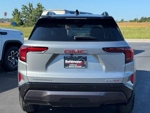 Used 2026 GMC Terrain AT4 w/ Technology Package II AWD/4WD image 5