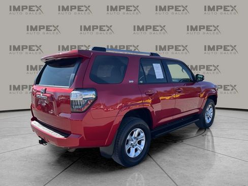 Used 2020 Toyota 4Runner SR5 Premium image 5