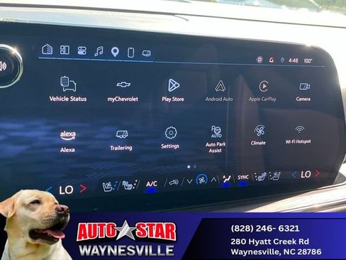 Used 2025 Chevrolet Suburban Premier AWD/4WD image 13