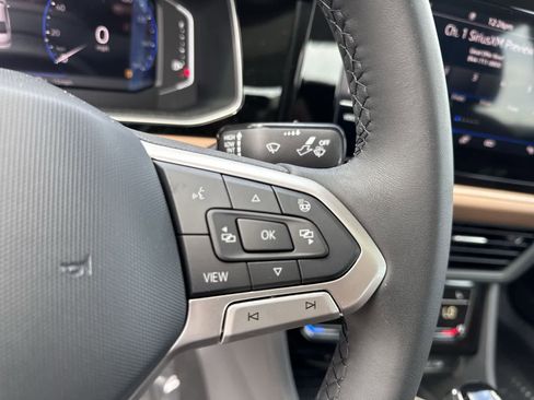 New 2026 Volkswagen Jetta SEL FWD image 24