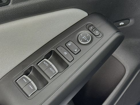 Certified 2025 Honda Civic Sport image 17