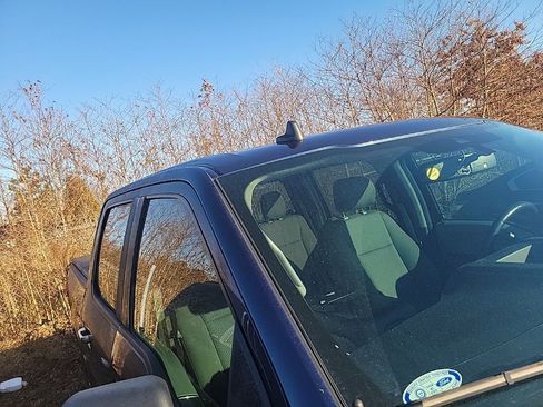 Used 2020 Ford F150 XLT w/ Equipment Group 302A Luxury image 9