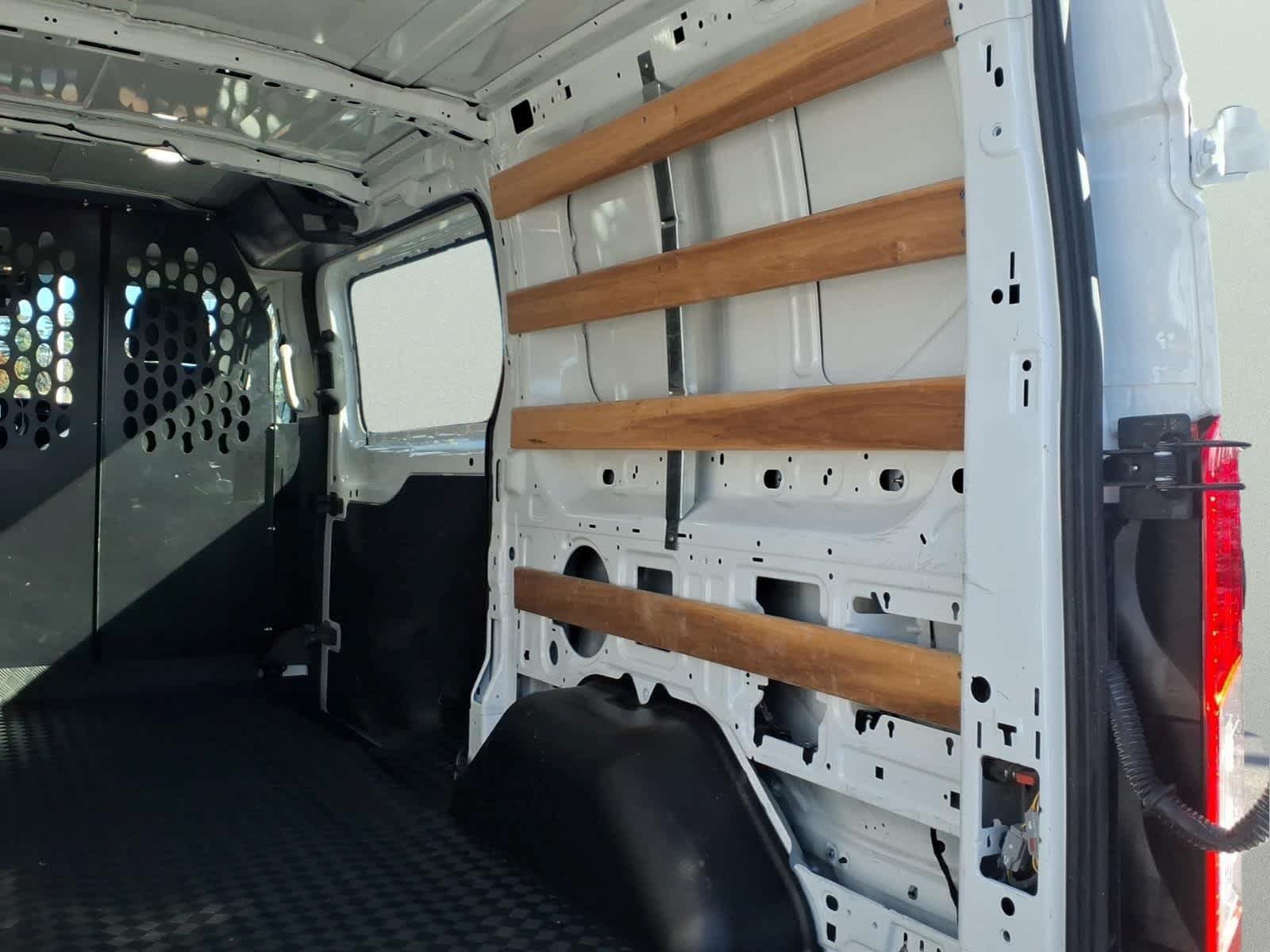 Used 2025 Ford Transit 250 Low Roof w/ Exterior Upgrade Package RWD image 9